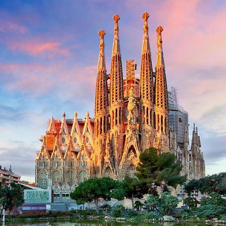 Charming Boat House In Barcelona With Big Terrace And Solarium Hotell Sant Adrià de Besòs Exteriör bild